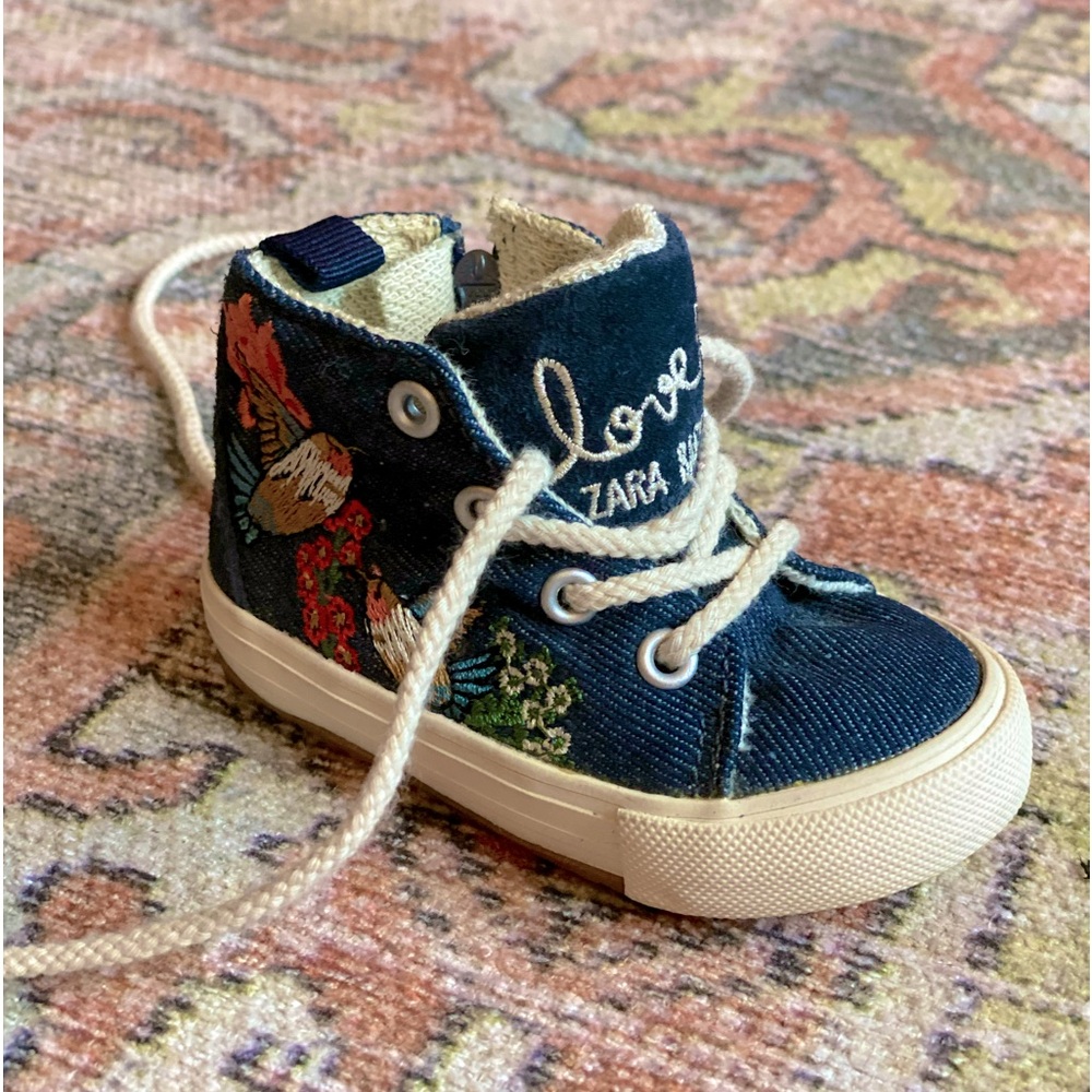 Zara Baby high tops- Size 18 with embroidered details.